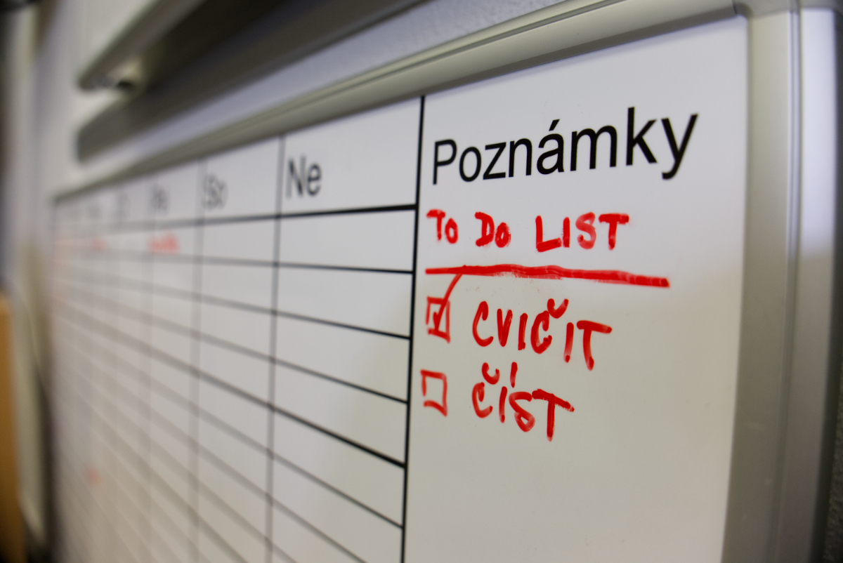Jak vyrobit magnetický kalendář z tabule ekoTAB – praktický DIY návod